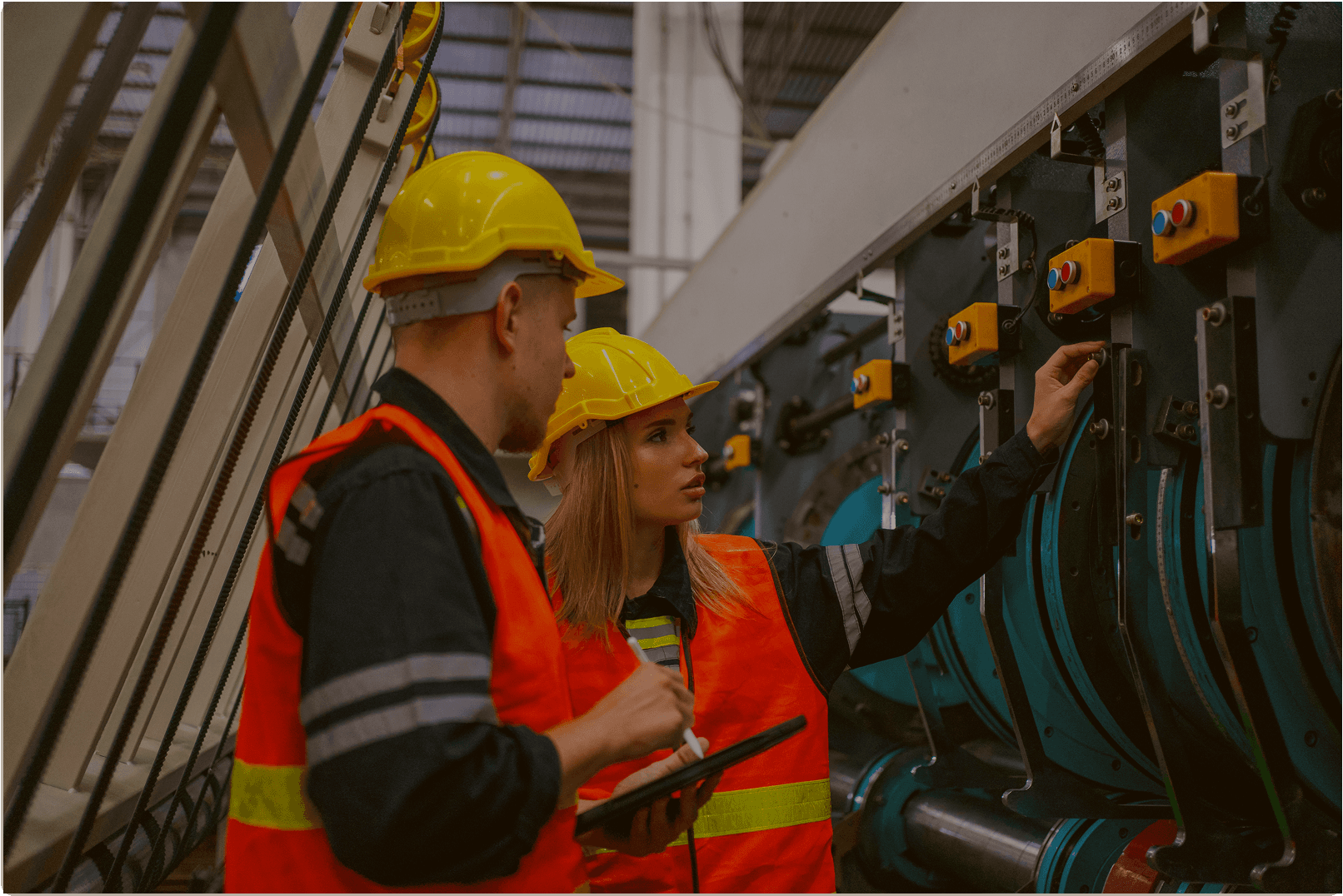 PlanSwift knows nothing about electrical logic on its own, so home runs, circuiting and labor units are yours to build.